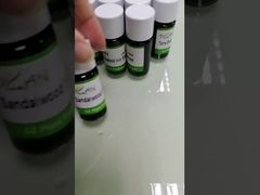 Apresente Óleo de Fragrância Floral Fresco de Lírio de Alta Intensidade para Detergente de Roupa